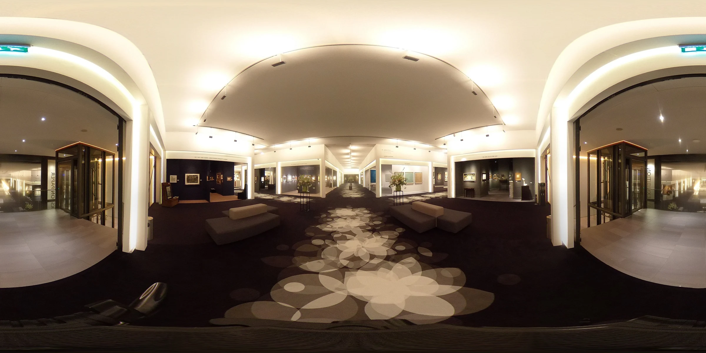 Quiet upper central aisle with gallery booths at TEFAF Maastricht 2019