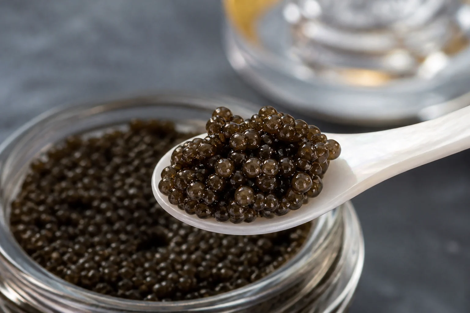 Caviar tasting while traveling: Pay attention to quality and origin.