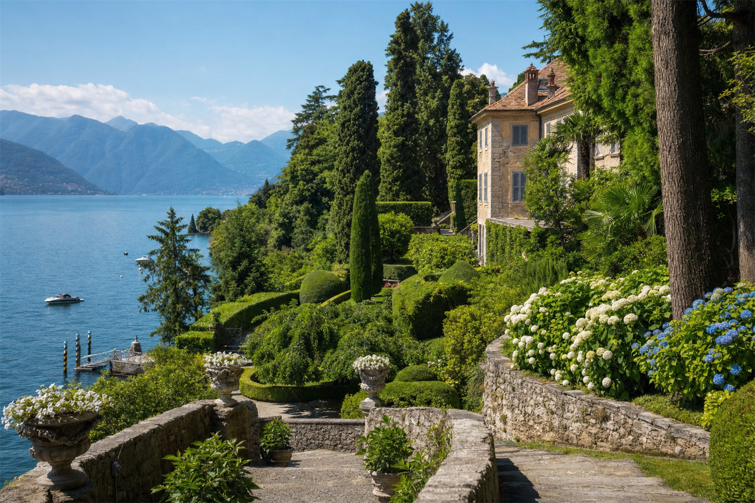 Lake Como de Luxe: Grand hotels, villas and boat tours - travel magazine Impression 3