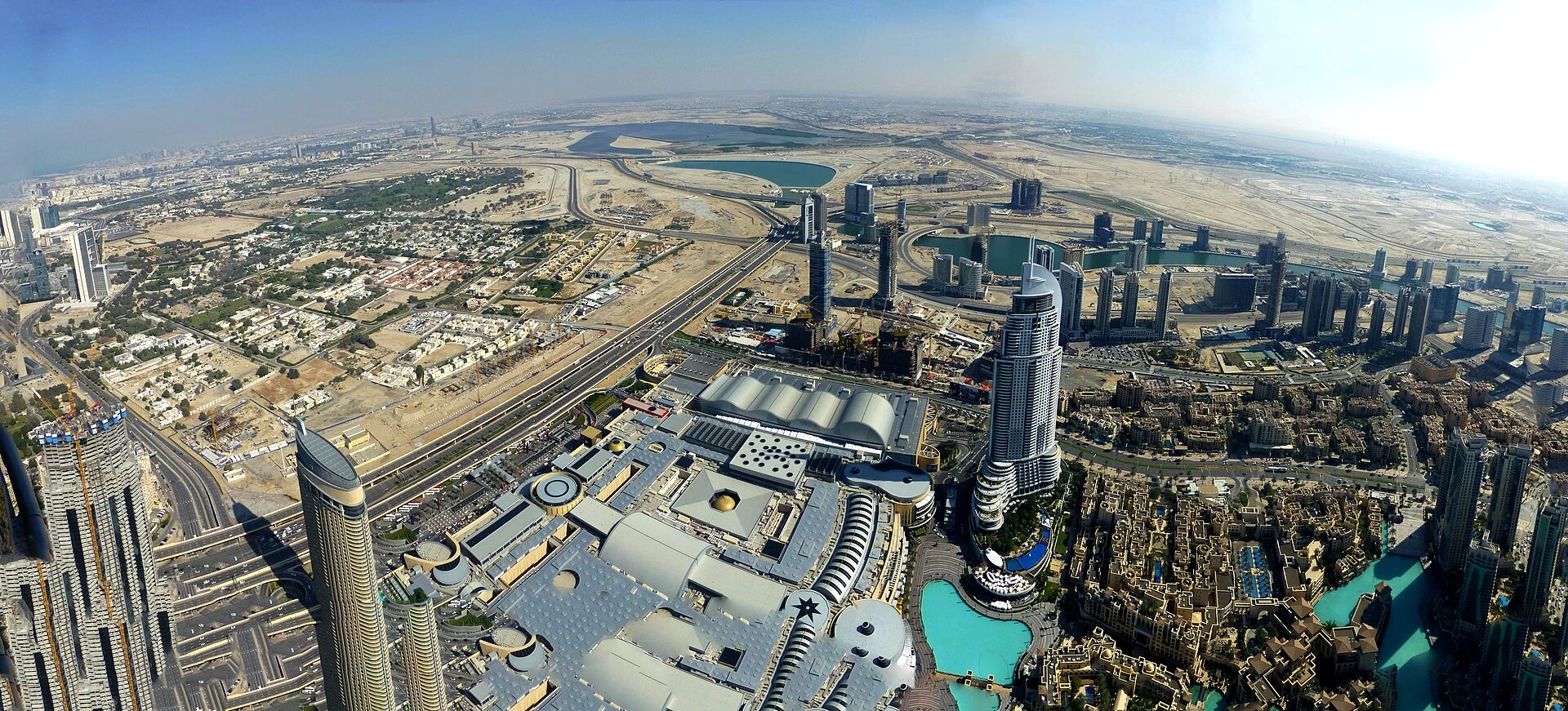 Elevated view across Downtown Dubai, Dubai Mall and Business Bay