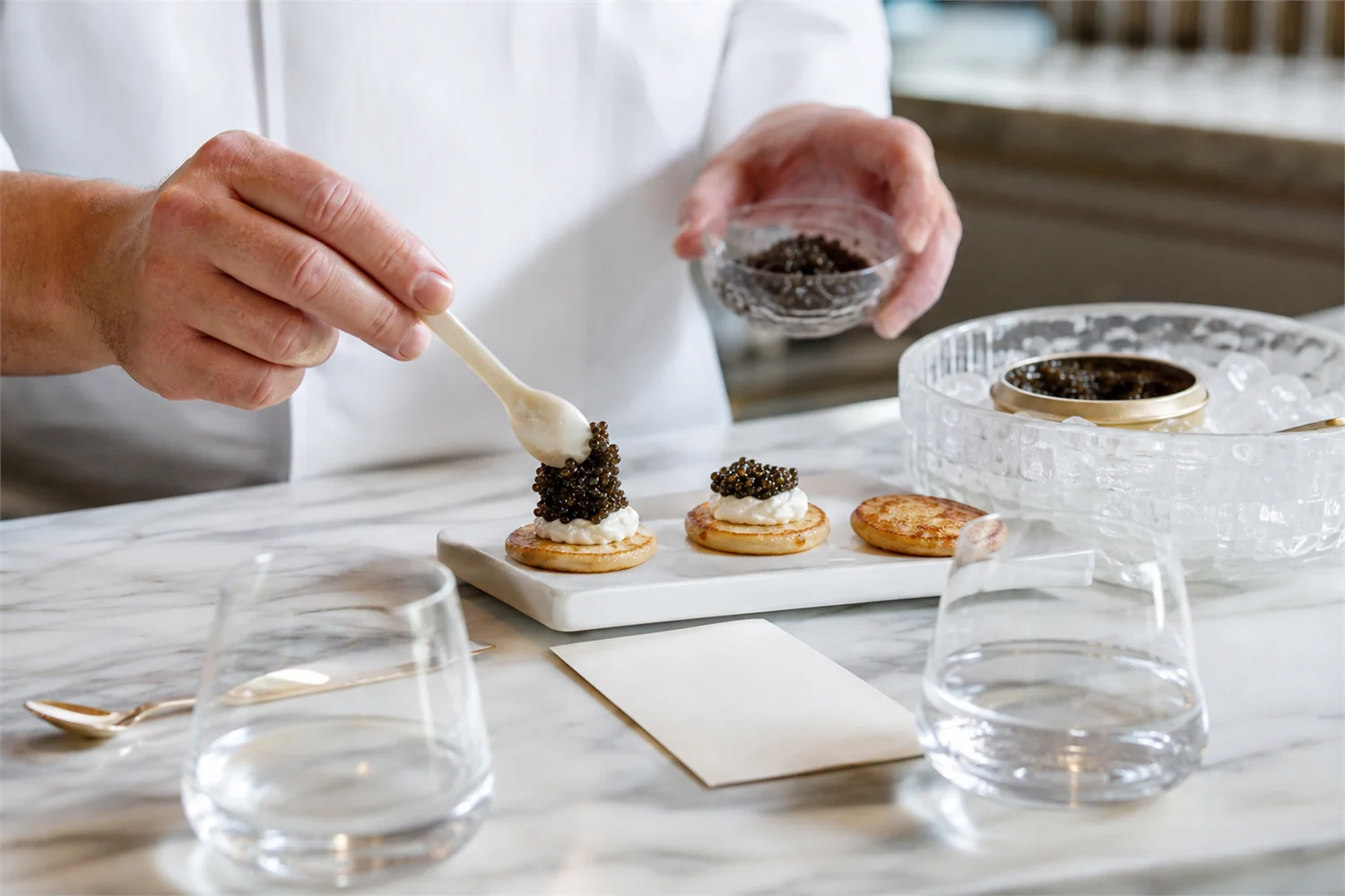 Kaviar-Tasting auf Reisen: Worauf Qualität und Herkunft achten lassen - Reisemagazin Impression 3