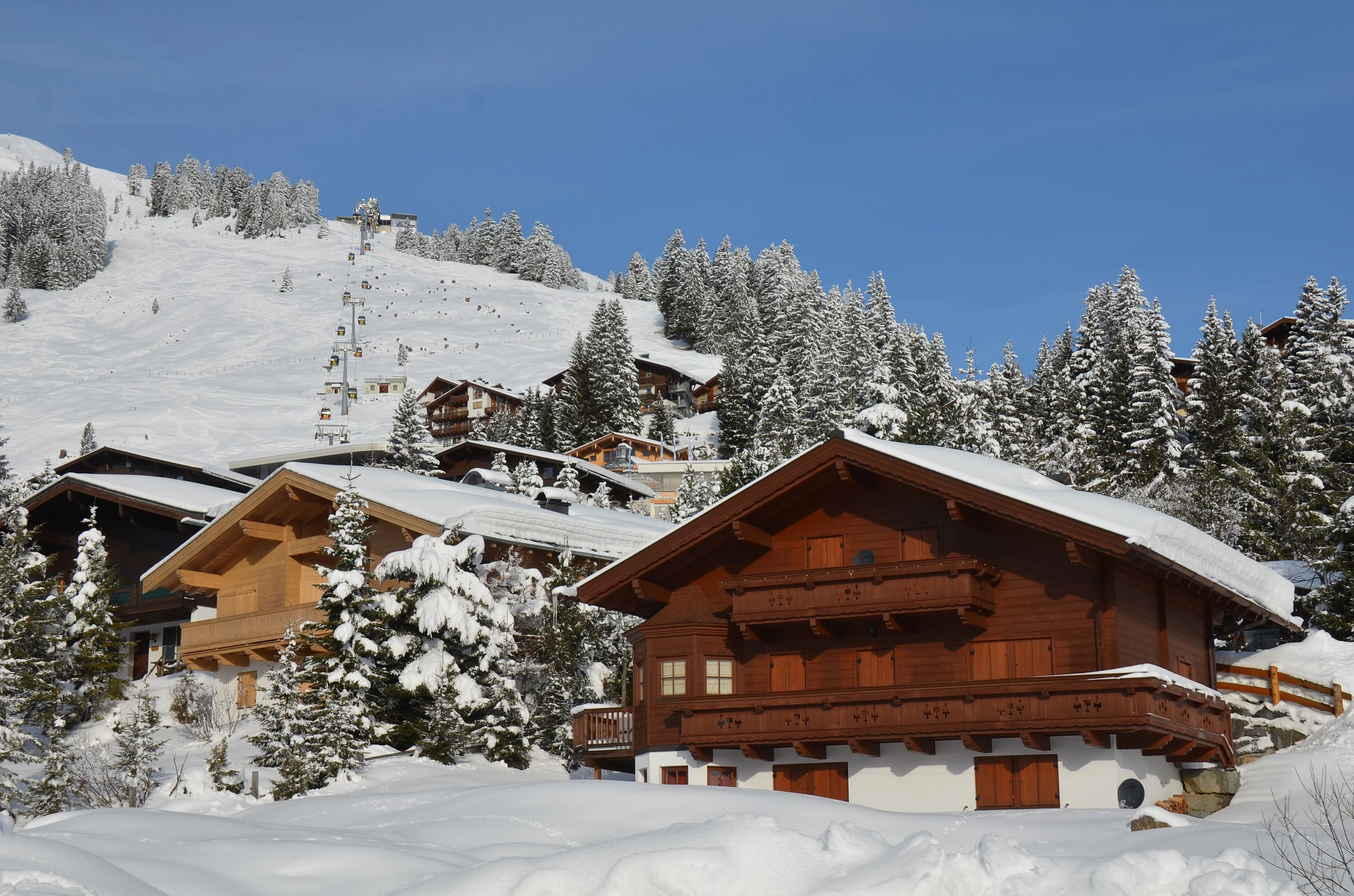 Zermatt pour ses h&ocirc;tes : Cervin, chalets et gastronomie