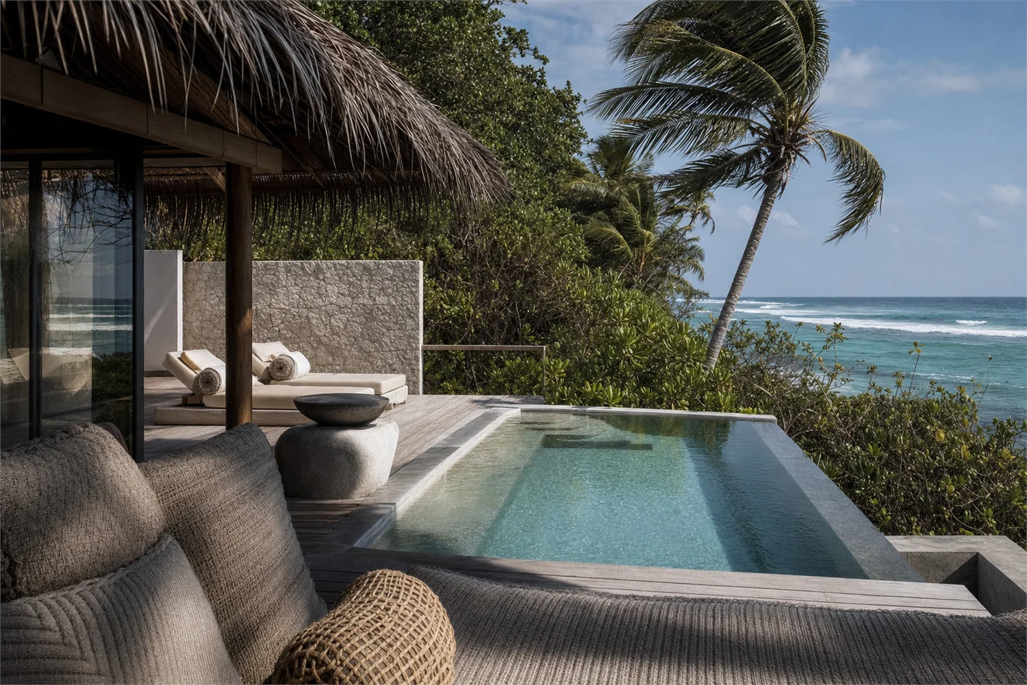 Understanding Maldives villa location: sunset, windward side and peace - travel magazine Impression 5