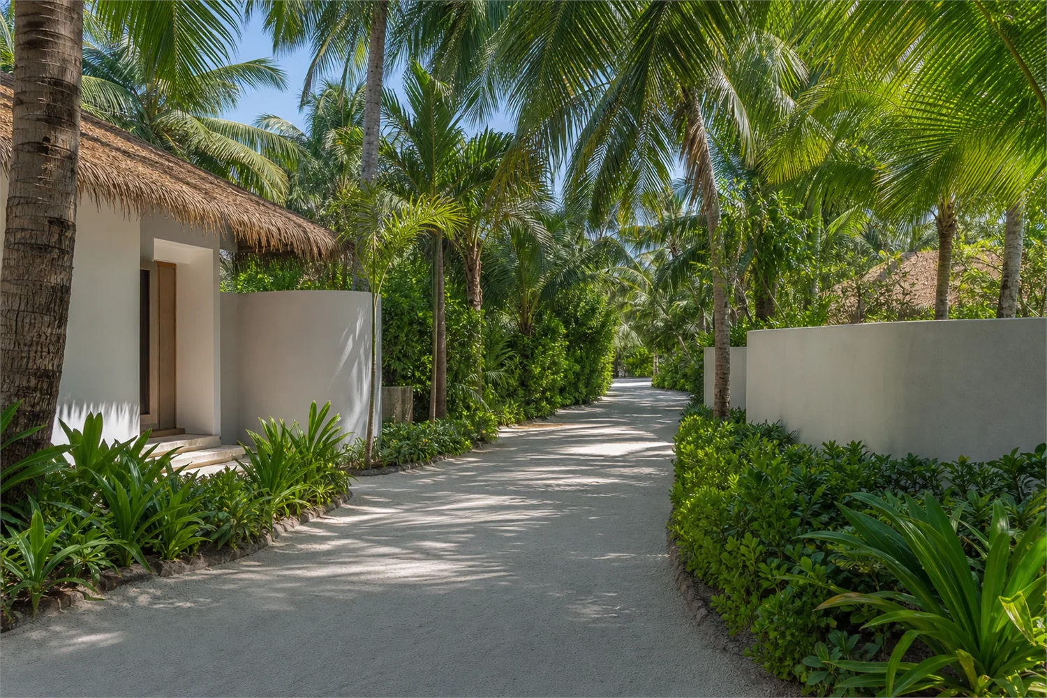 Understanding Maldives villa location: sunset, windward side and peace - travel magazine Impression 6