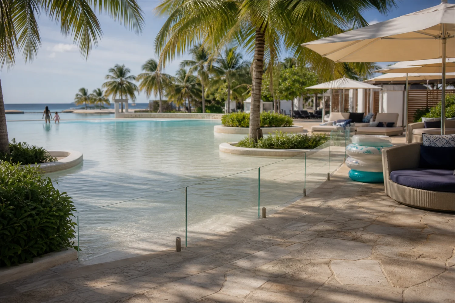 Overwater Villa with Children: Risks, Rules and Better Alternatives - Travel Magazine Impression 4