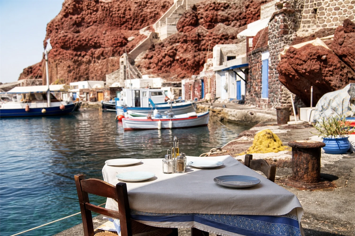 Santorini mit Ruhe: Welche Orte man besser meidet - Reisemagazin Impression 5