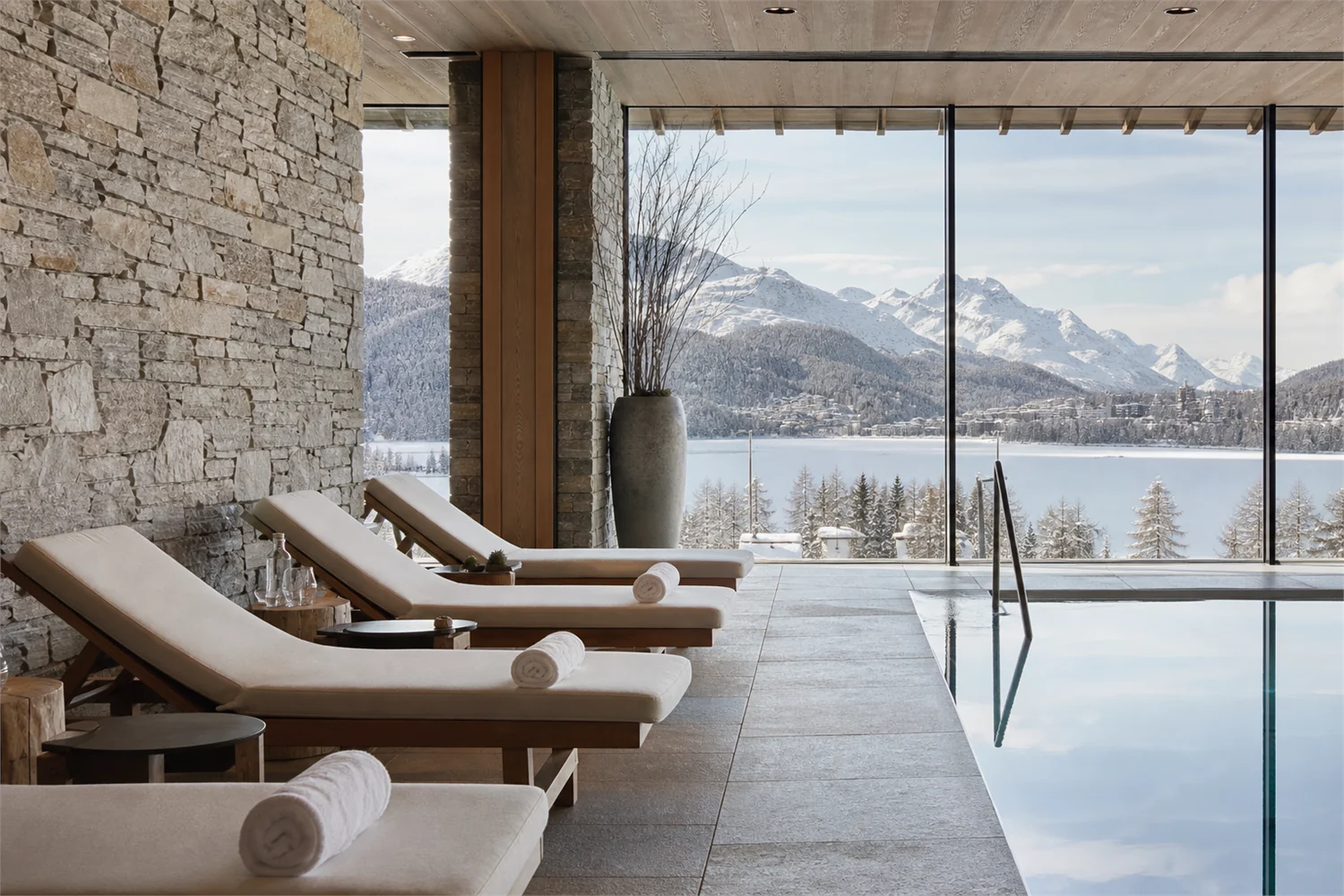 St. Moritz Luxusguide: Hotels, Restaurants und Winterglanz - Reisemagazin Impression 3