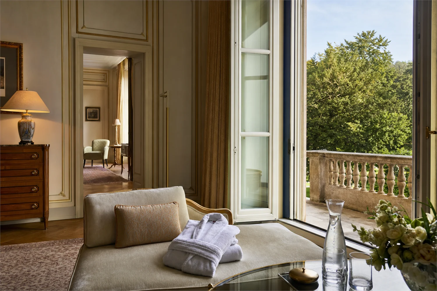 Travel impression from the Deluxetargets travel magazine