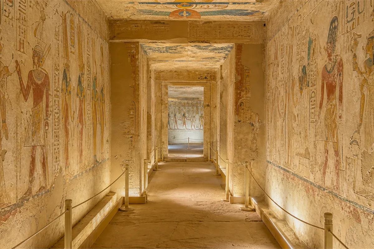 Exclusive archeology access in Egypt after opening time – Travel impression 5