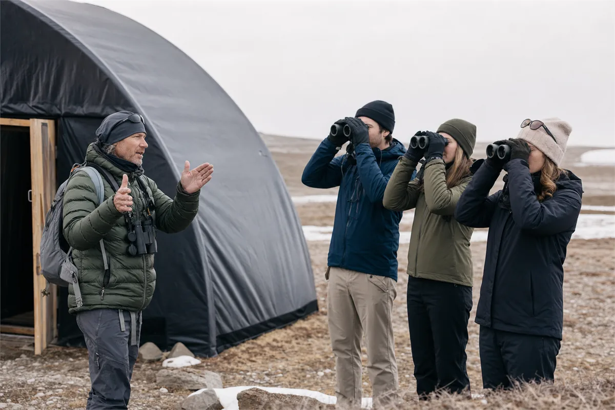 Polar Bear Walking Safari – Travel impression 1